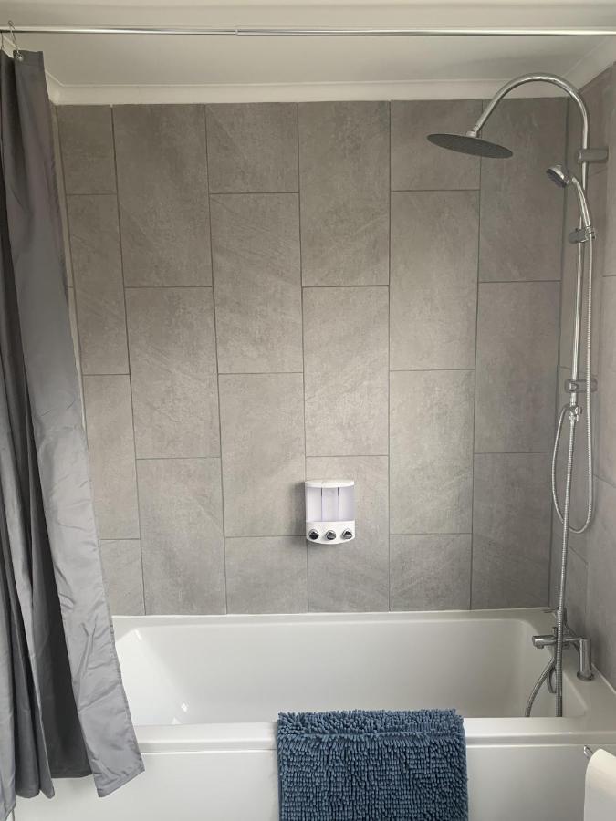 Crowthorne House, Beautiful 3 Bedroom Home For Upto 8 Guests, With Sofa Bed Cul-De-Sac With Private Driveway Νότιγχαμ Εξωτερικό φωτογραφία